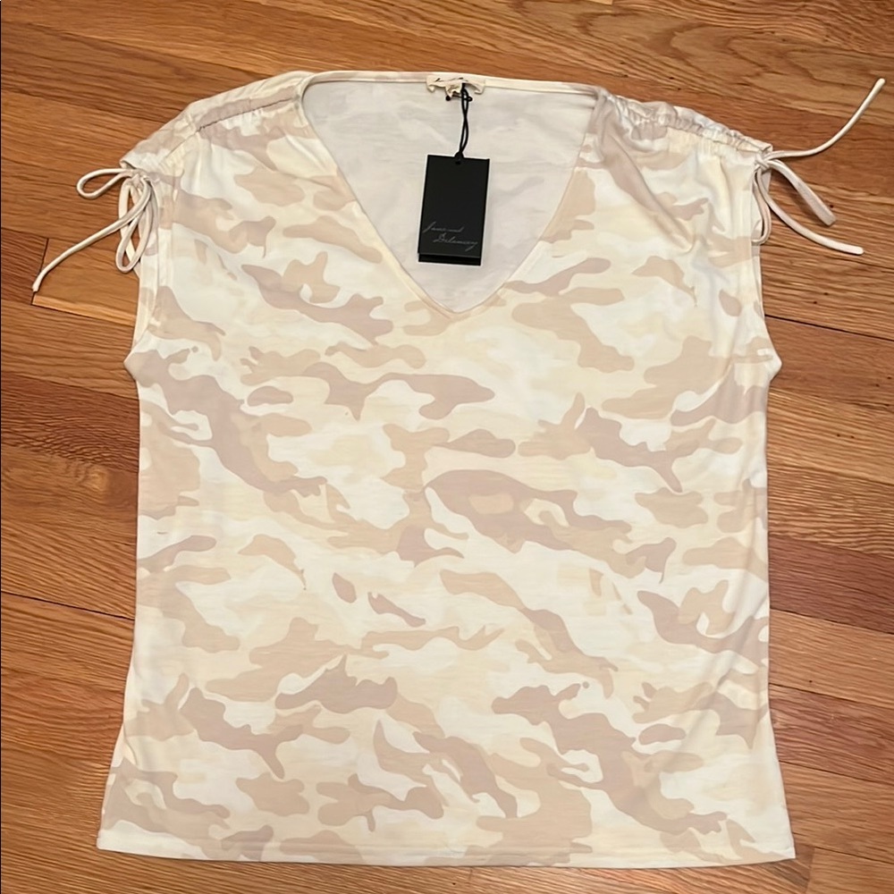 Jane and Delancey Camouflage Top Size Medium - New with tags